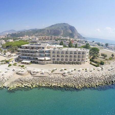 تيراتشينا Grand Hotel L'Approdo المظهر الخارجي الصورة